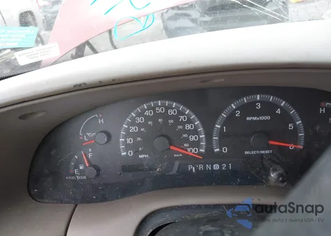 2000 Ford F-150 Lariat/Work Series/Xl/Xlt from USA, damaged, VIN 1FTRX18L3YNB44308